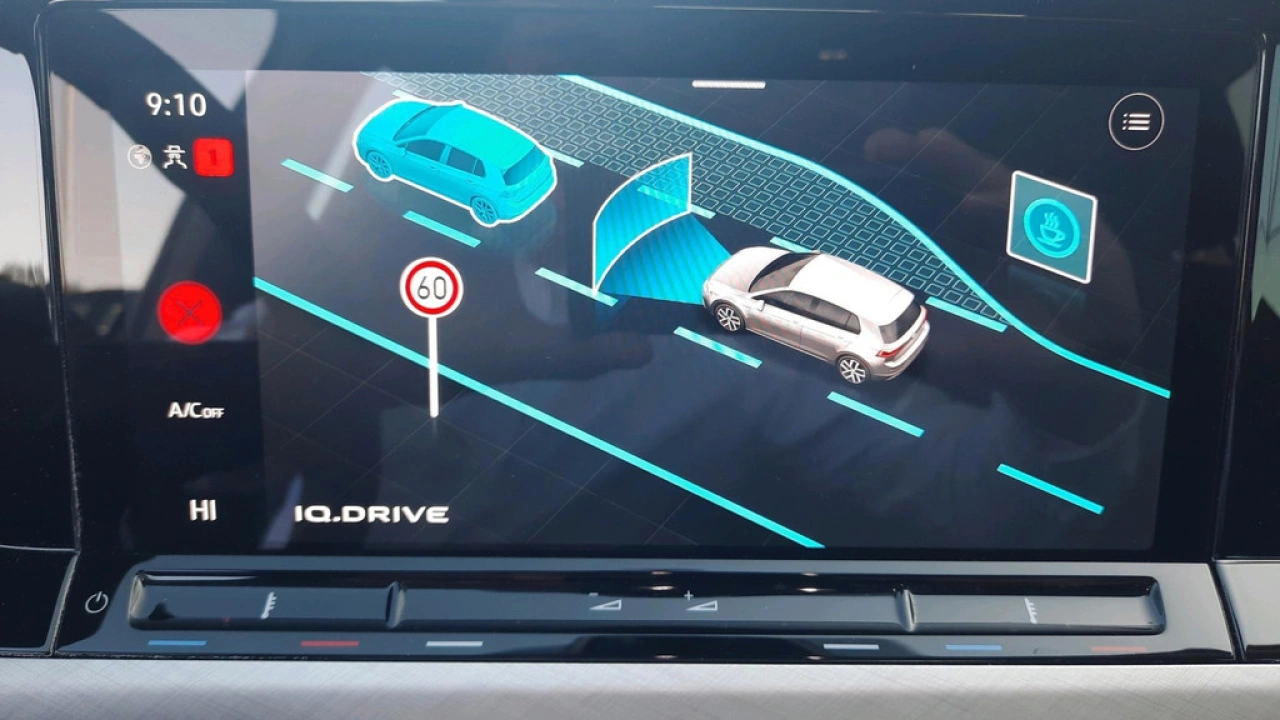 Volkswagen Golf 1.0 TSI Life | Multimedia | Camera