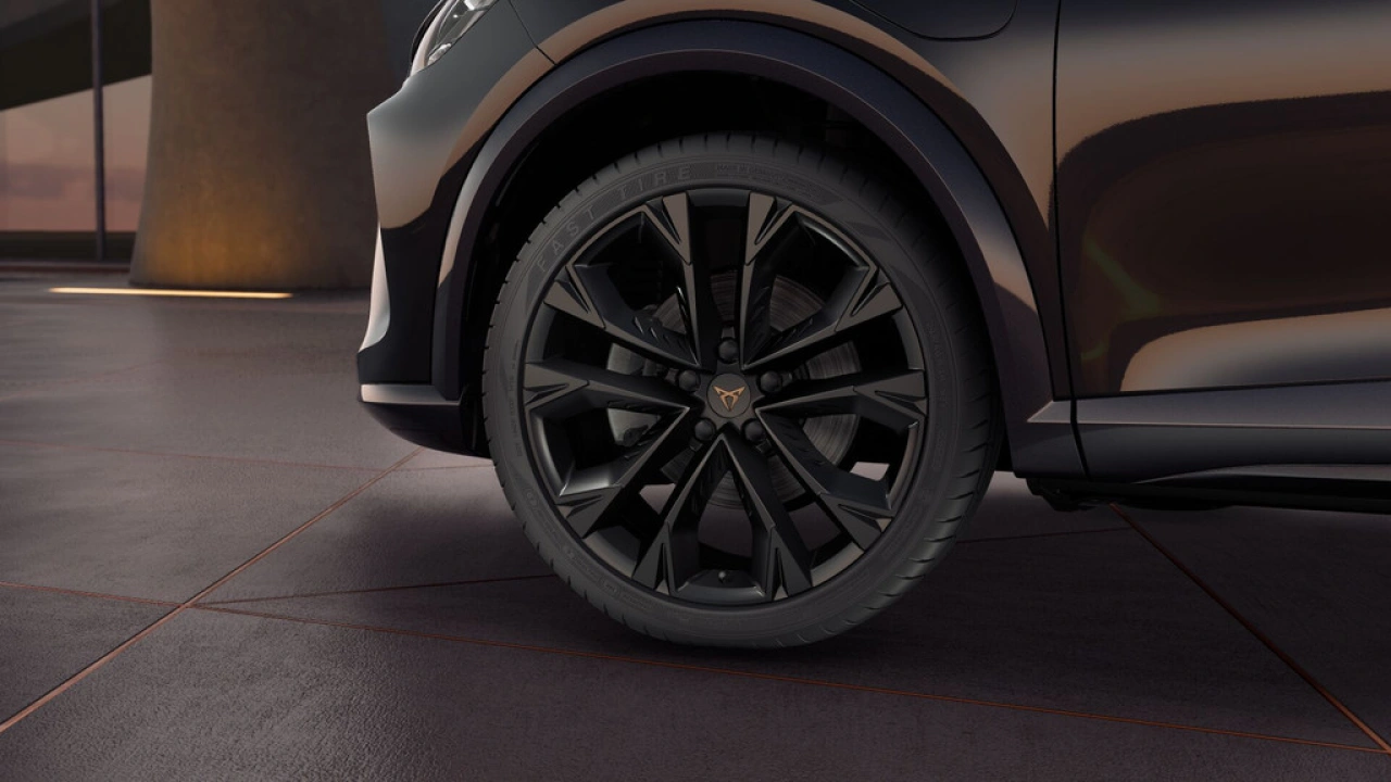 CUPRA Formentor 1.5 TSI e-Hybrid 204 6DSG Business