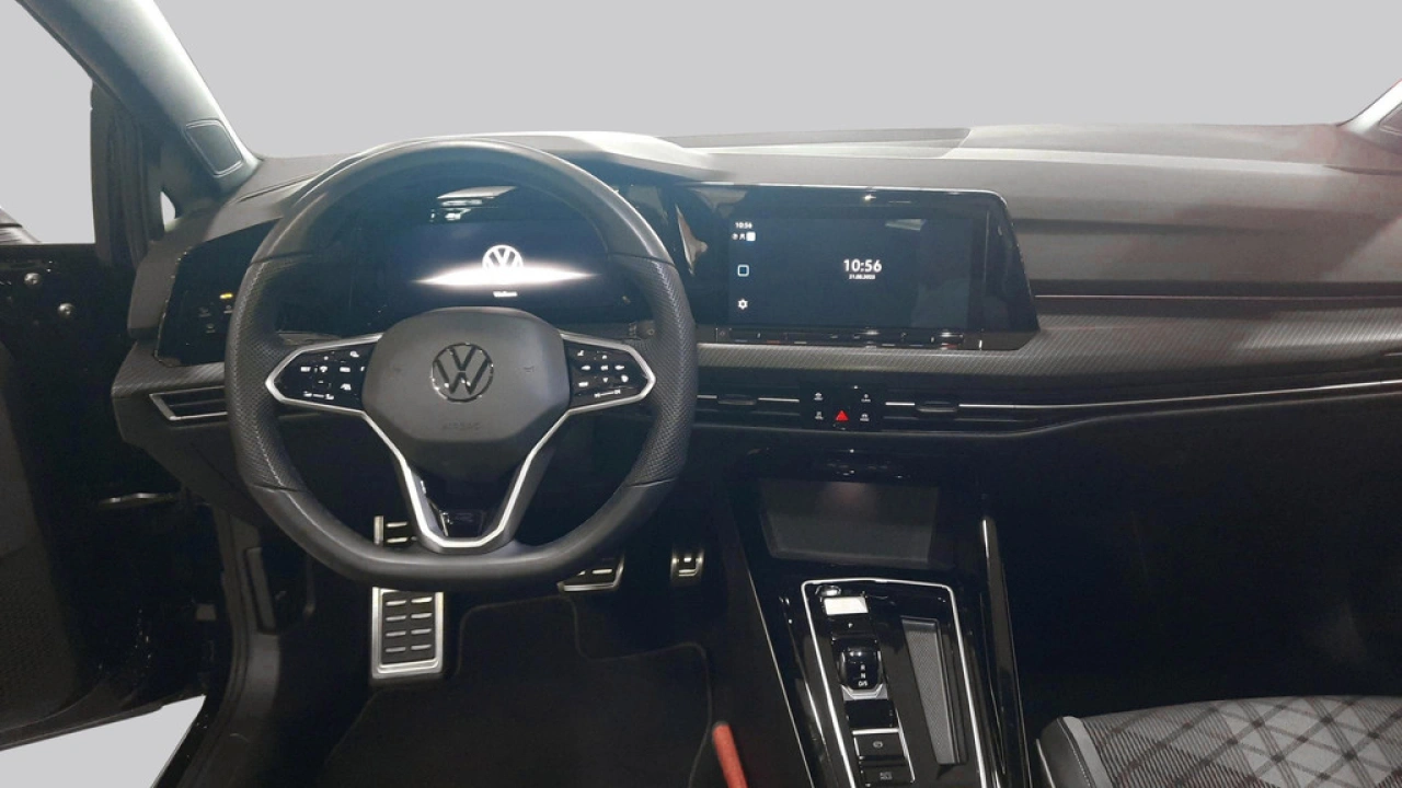 Volkswagen GOLF Variant 1.5 eTSI R-Line | LED + | Panoramadak | 18