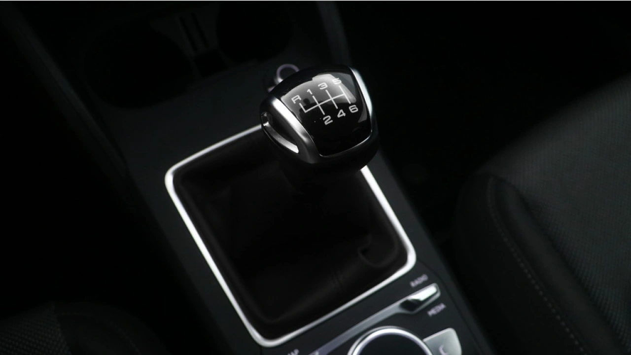 Audi Q2 30 TFSI Advanced edition | Camera | PDC v+a | 18