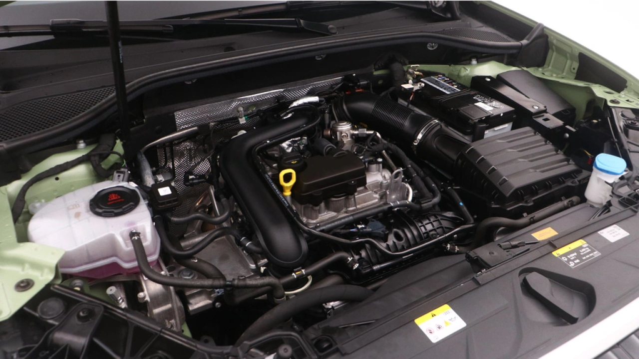 Audi Q2 30 TFSI Advanced edition | Camera | PDC v+a | 18