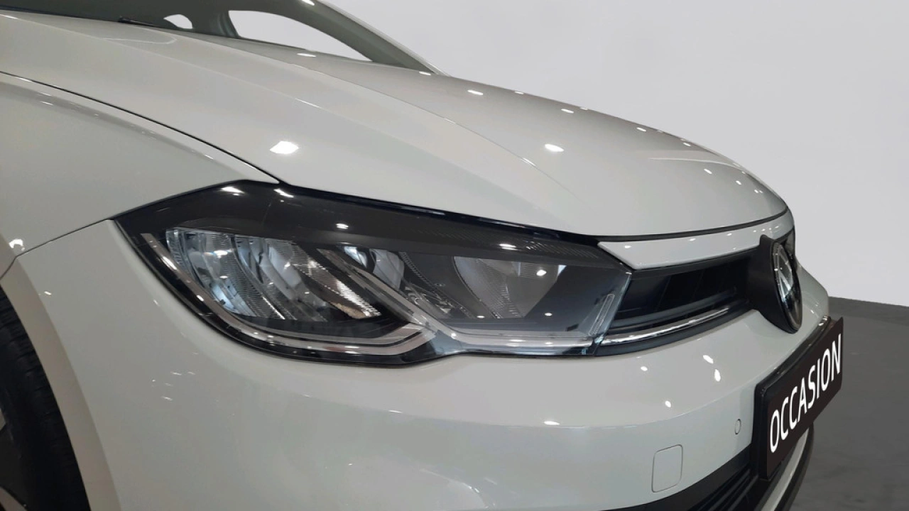 Volkswagen Polo 1.0 TSI Life Business | Climatronic | Trekhaak | Navi | App-connect