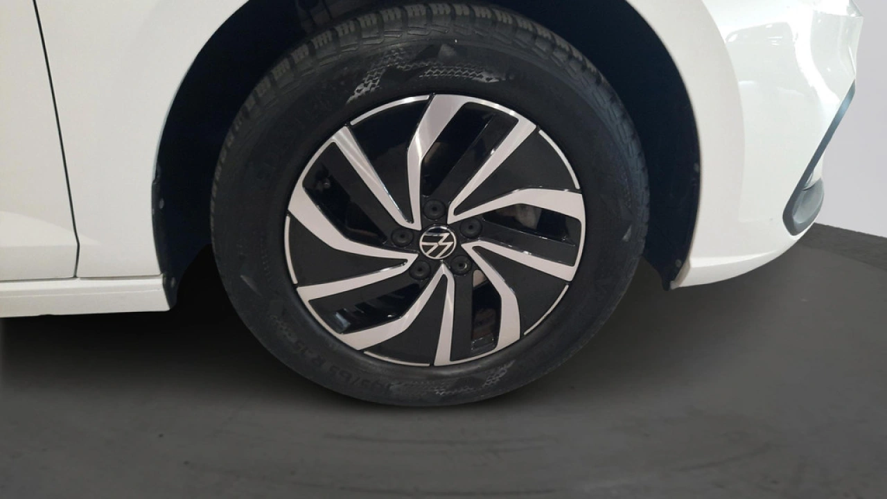 Volkswagen Polo 1.0 TSI Life Business | Climatronic | Trekhaak | Navi | App-connect