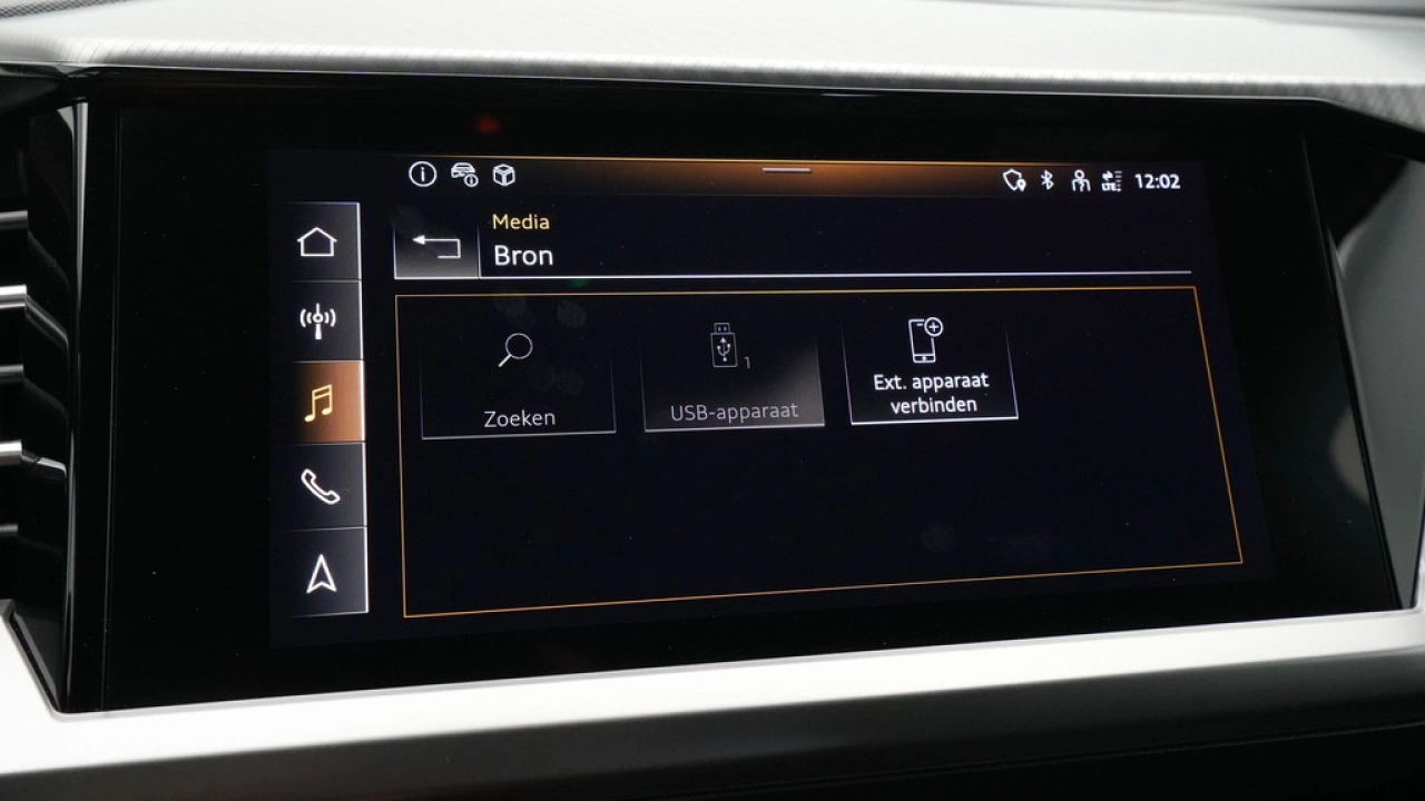 Audi Q4 e-tron 40 Launch edition Advanced Plus 77 kWh 204pk