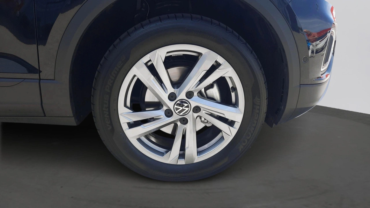 Volkswagen T-Roc 1.5 TSI Automaat | Life Edition | Climatronic | 17