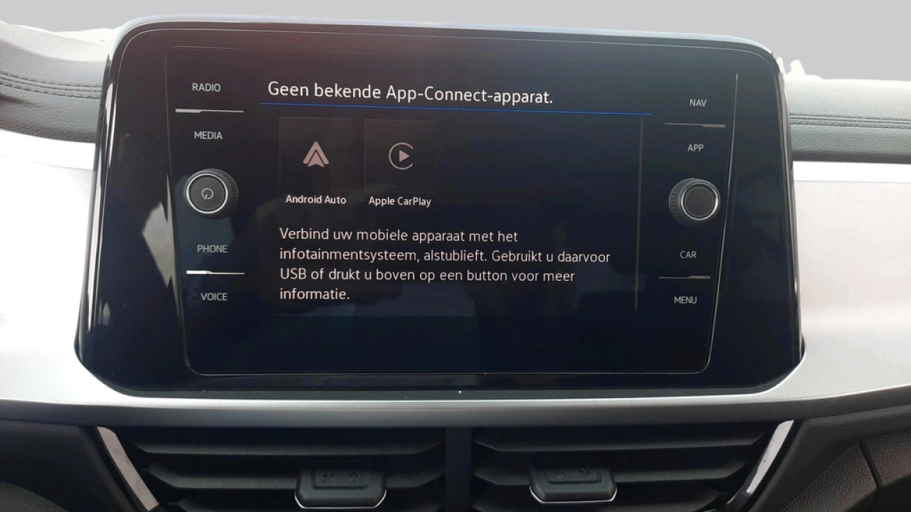 Volkswagen T-Roc 1.5 TSI Automaat | Life Edition | Climatronic | 17