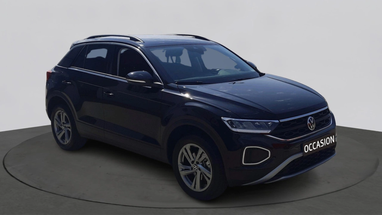 Volkswagen T-Roc 1.5 TSI Automaat | Life Edition | Climatronic | 17