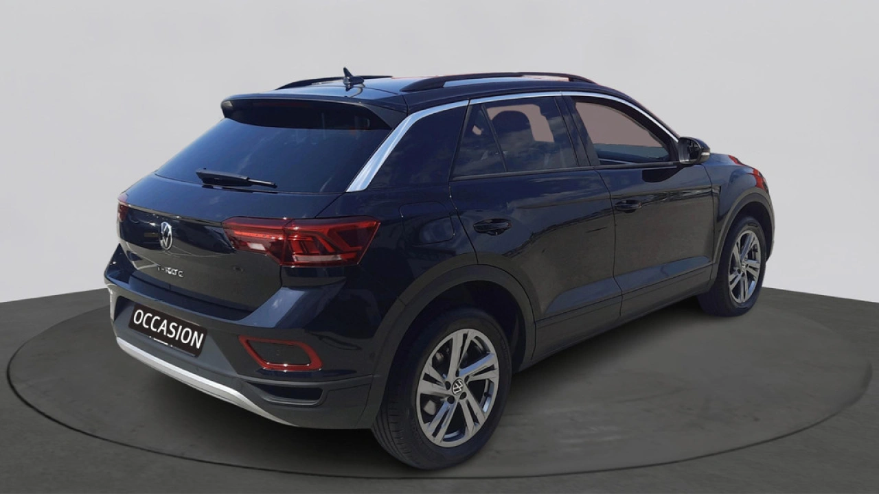 Volkswagen T-Roc 1.5 TSI Automaat | Life Edition | Climatronic | 17