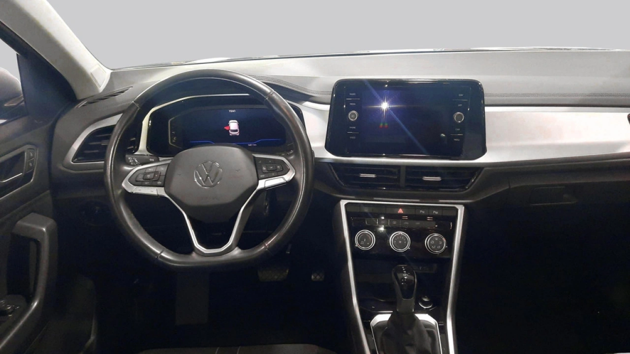 Volkswagen T-Roc 1.5 TSI Automaat Life | Multimedia | Camera | Privacy Glass