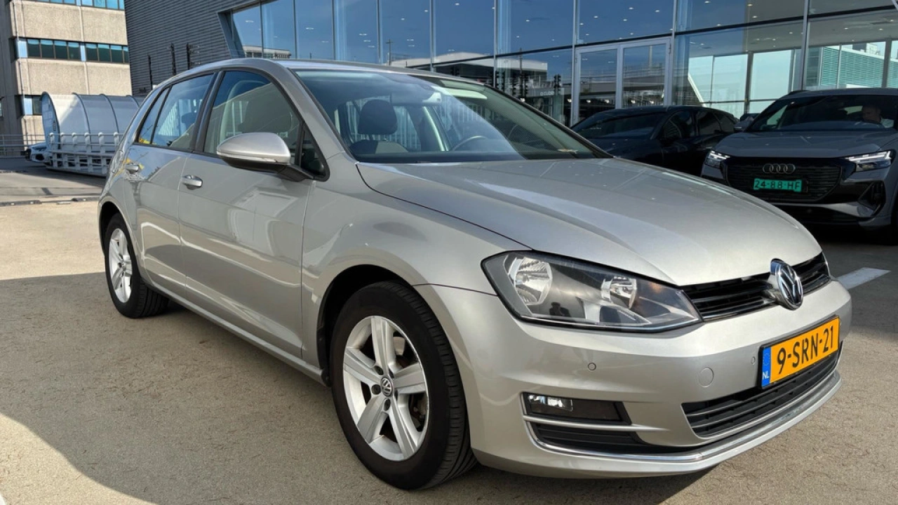Volkswagen Golf 1.4 TSI 122pk Highline DSG