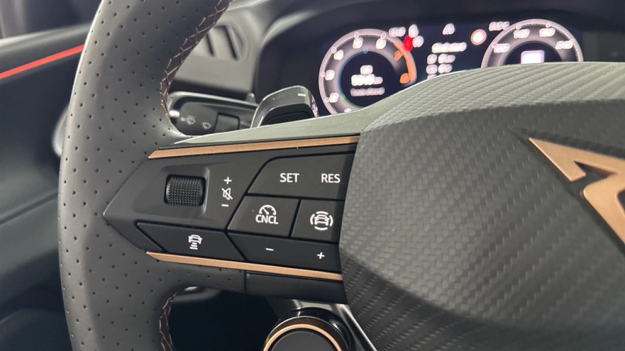 CUPRA Terramar 1.5 TSI e-Hybrid VZ Performance