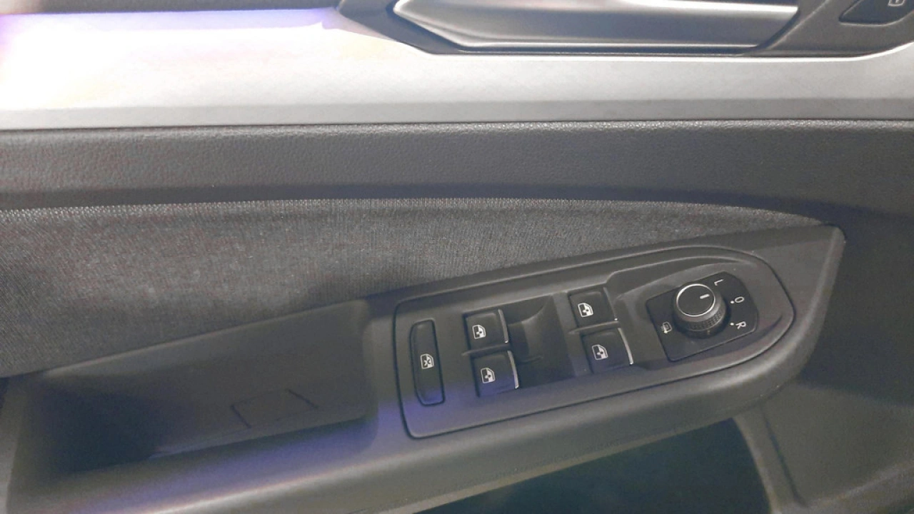 Volkswagen GOLF Variant 1.0 eTSI Life | Mulimedia | Camera | Privacy Glass
