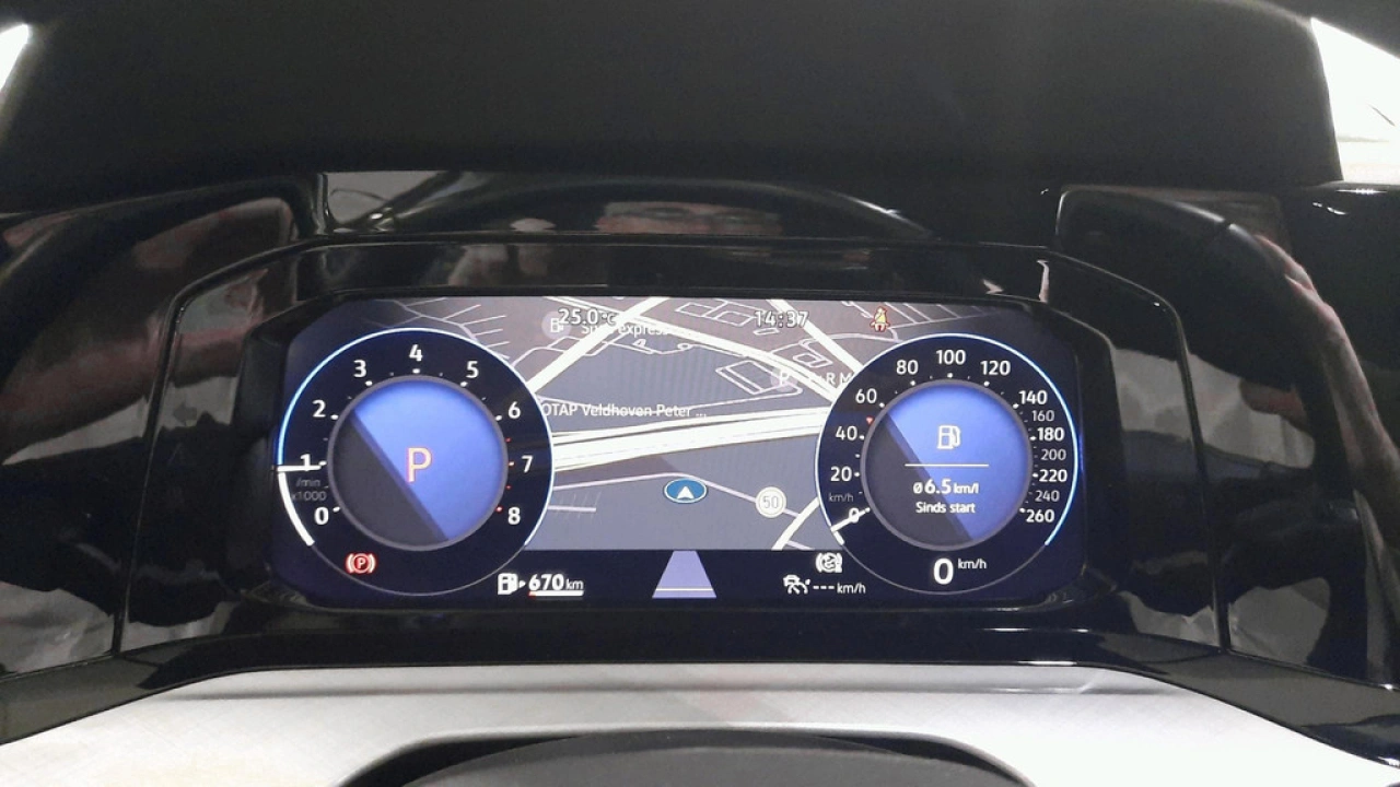 Volkswagen GOLF Variant 1.0 eTSI Life | Mulimedia | Camera | Privacy Glass