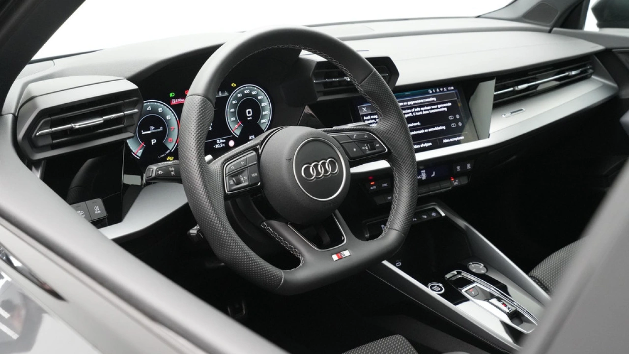 Audi A3 Limousine 30 TFSI 116 pk S-Tronic S edition