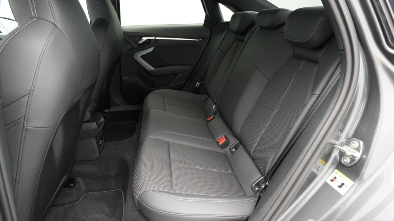 Audi A3 Limousine 30 TFSI 116 pk S-Tronic S edition