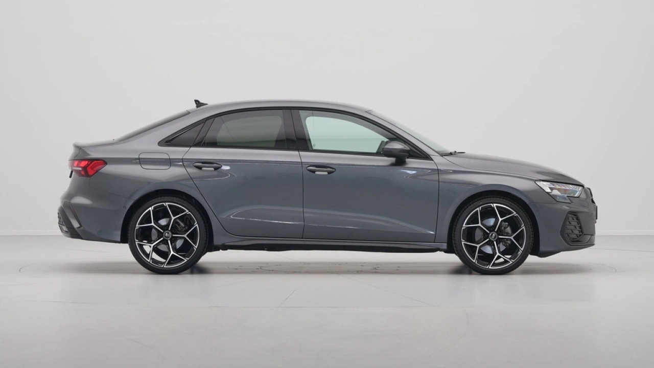 Audi A3 Limousine 30 TFSI 116 pk S-Tronic S edition