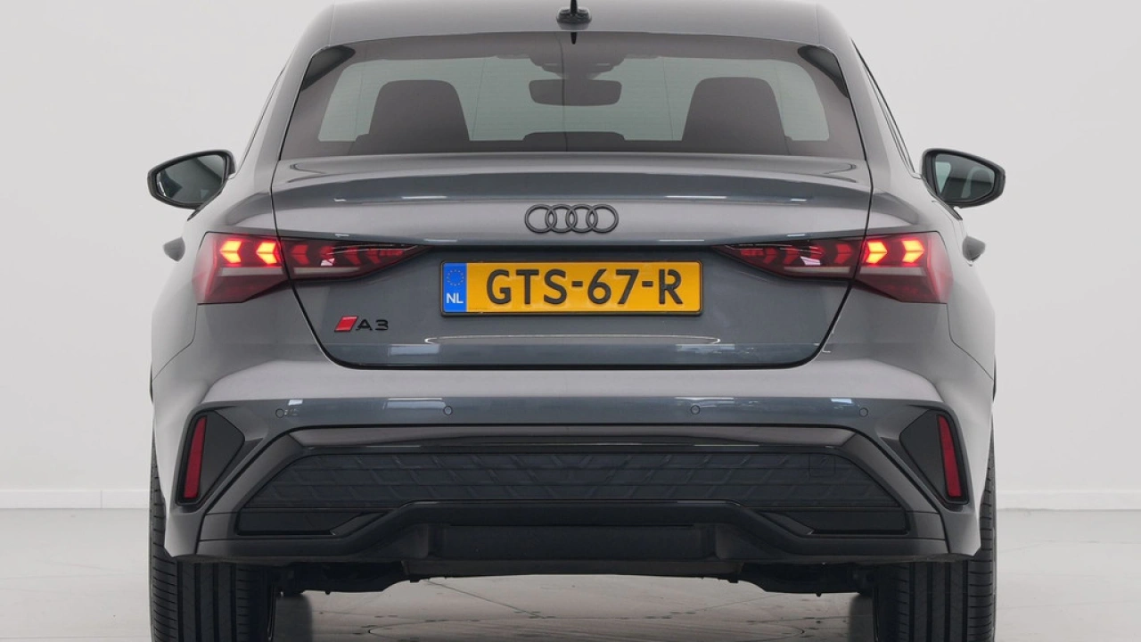 Audi A3 Limousine 30 TFSI 116 pk S-Tronic S edition