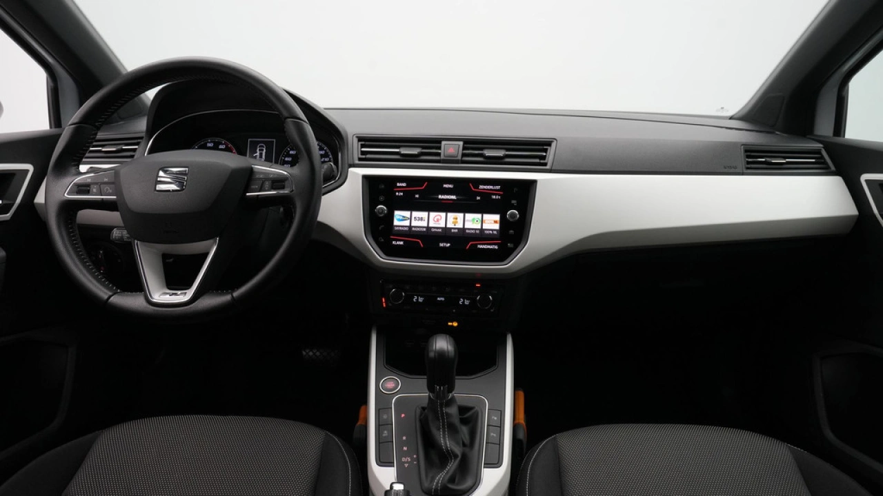 SEAT Arona 1.0 TSI 115 pk DSG Xcellence Business Intense