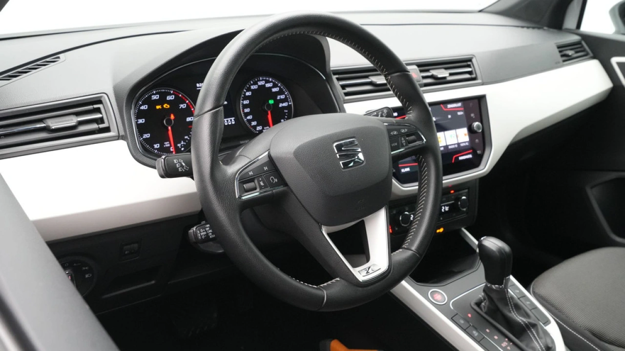 SEAT Arona 1.0 TSI 115 pk DSG Xcellence Business Intense