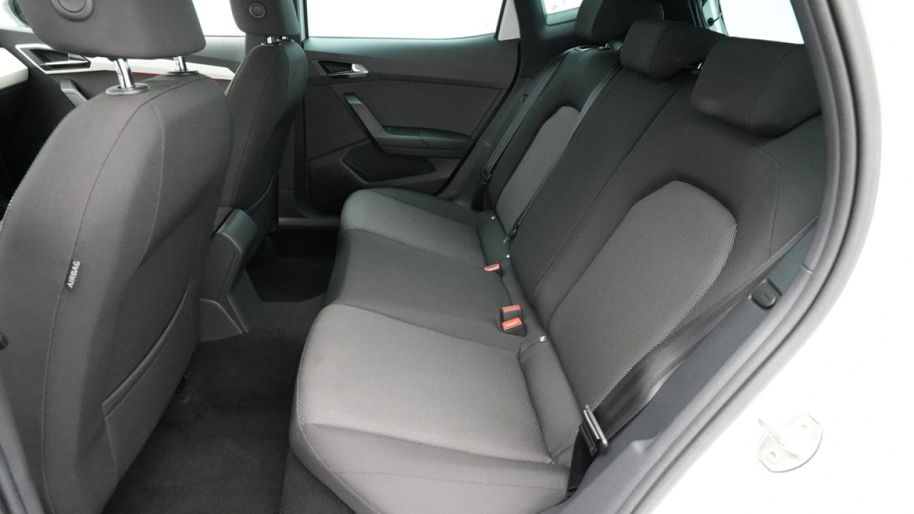 SEAT Arona 1.0 TSI 115 pk DSG Xcellence Business Intense