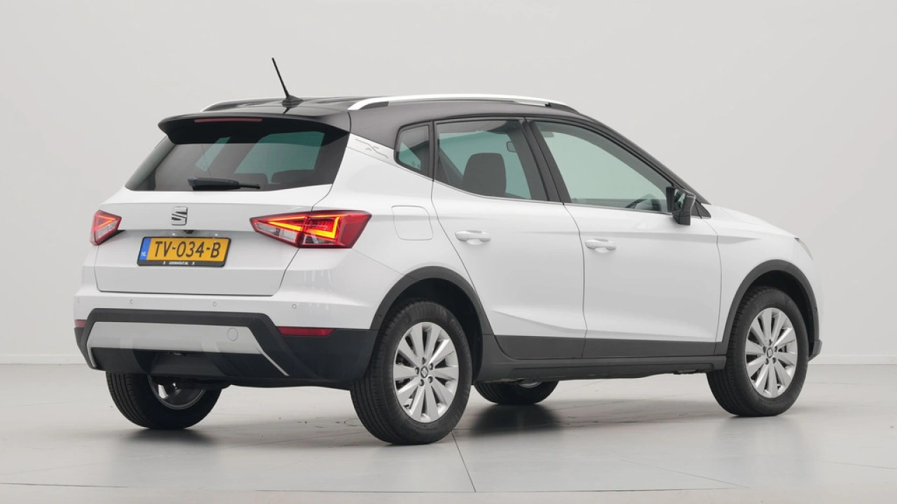 SEAT Arona 1.0 TSI 115 pk DSG Xcellence Business Intense