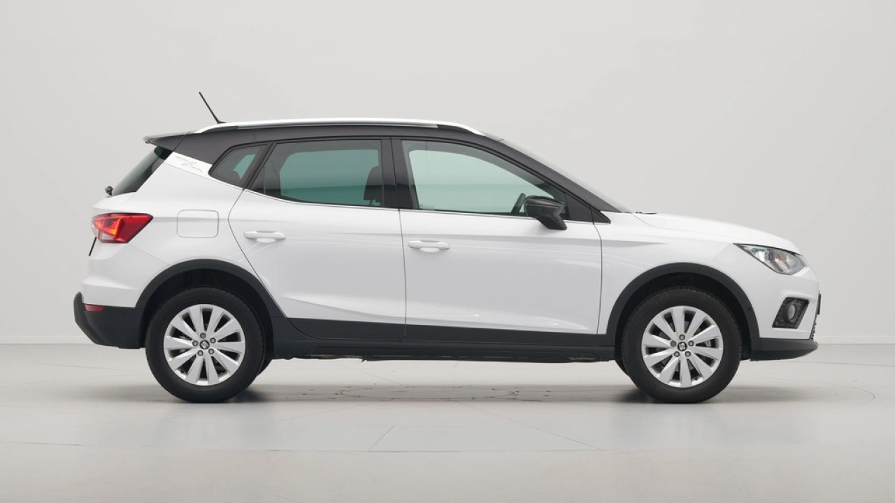 SEAT Arona 1.0 TSI 115 pk DSG Xcellence Business Intense