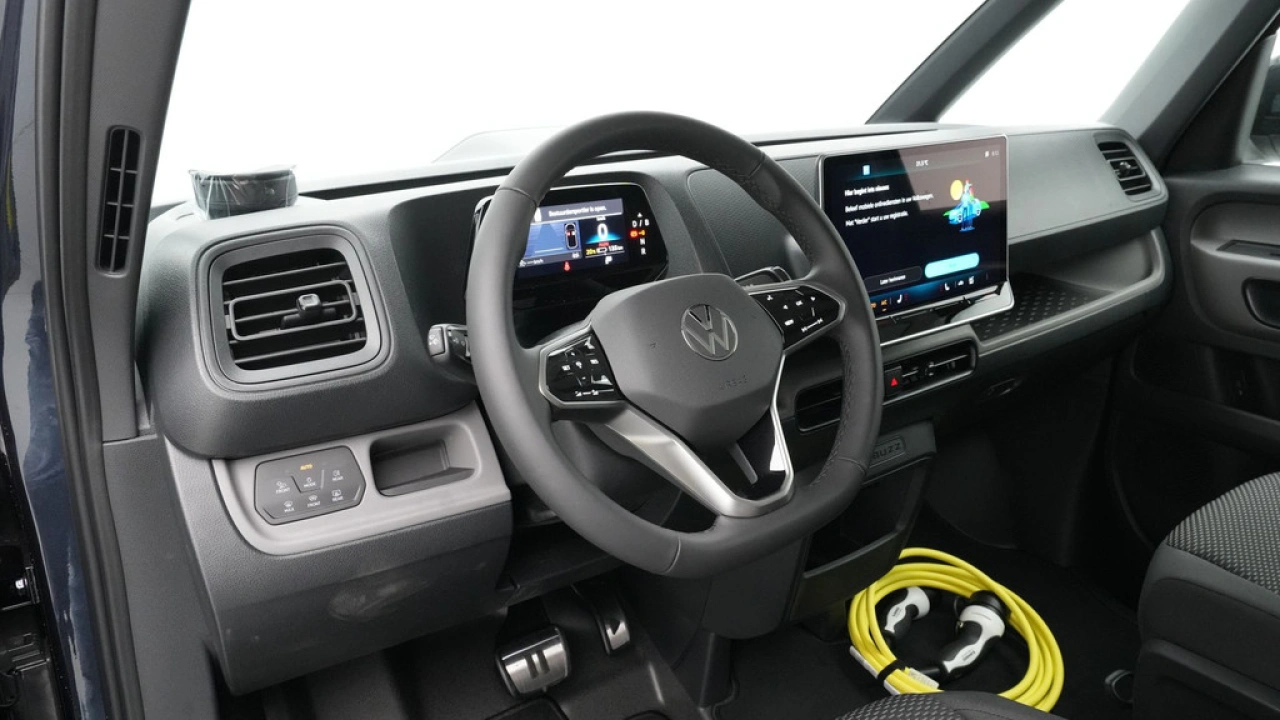 VW Bedrijfswagens ID. Buzz Cargo Anniversary Edition 79 kWh 250kW 340PK 4MOTION