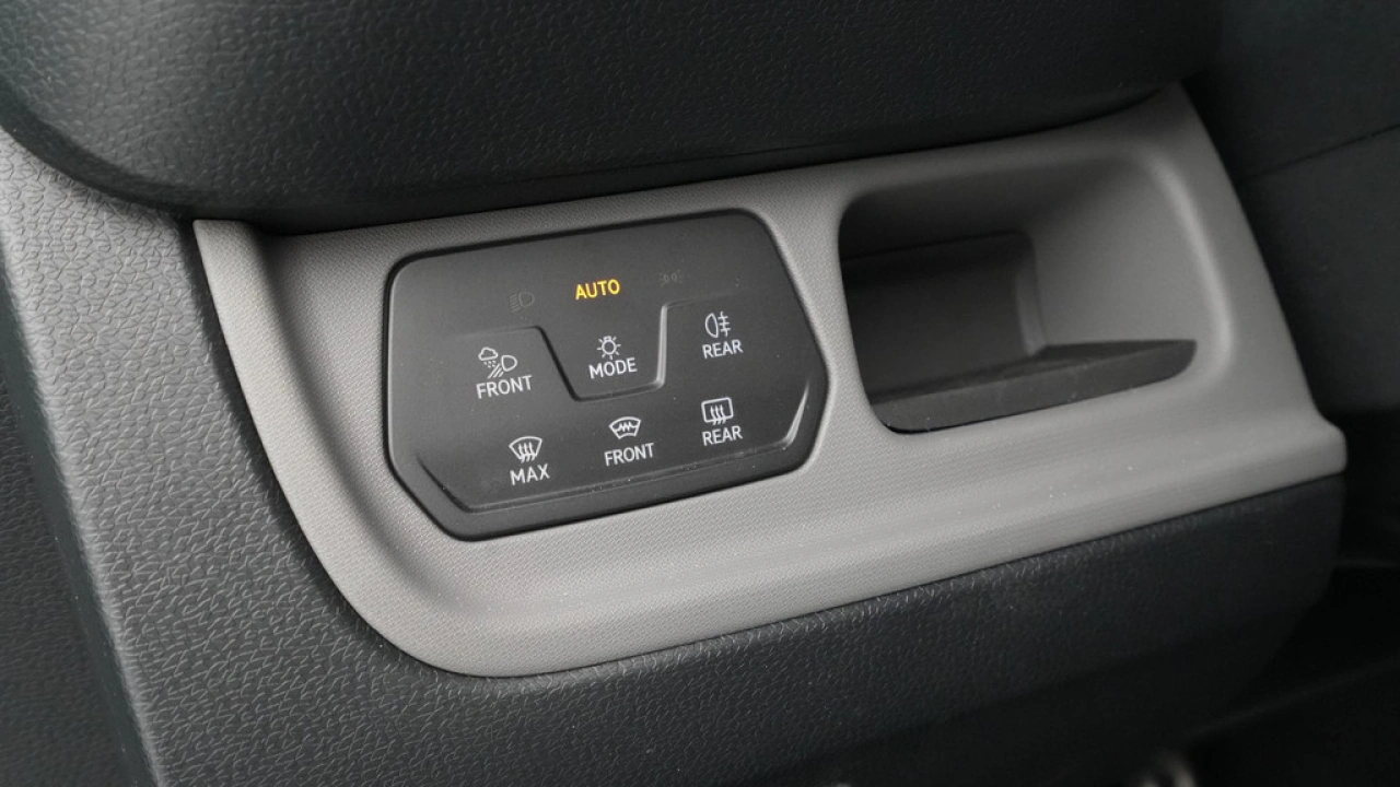 VW Bedrijfswagens ID. Buzz Cargo Anniversary Edition 79 kWh 210kW 286PK