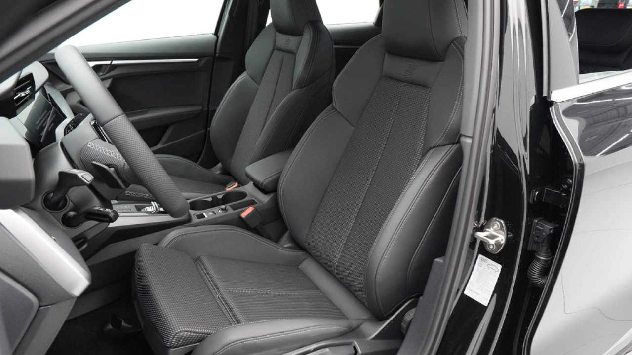 Audi A3 Sportback 30 TFSI S edition