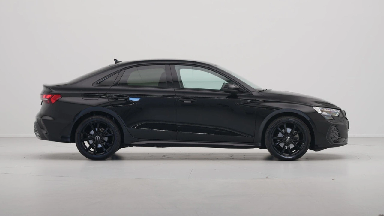 Audi A3 Limousine 30 TFSI 115 pk S-Tronic S edition