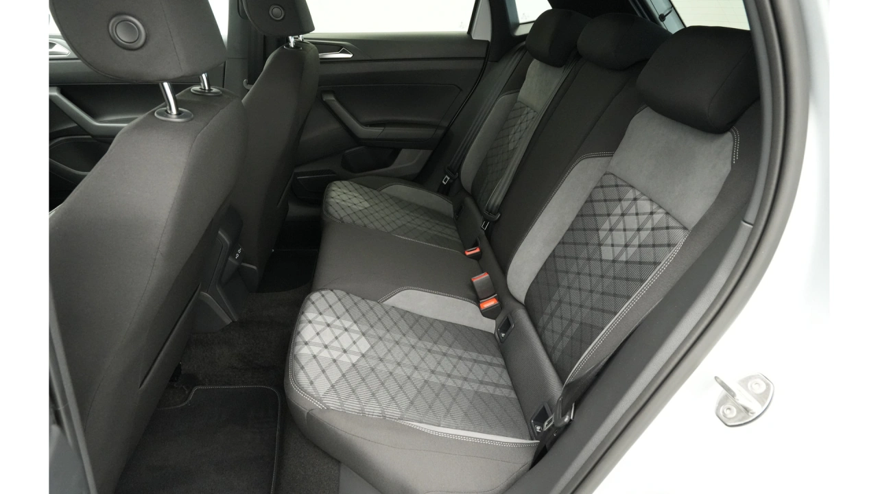 Volkswagen Polo 1.0 TSI 95 5MT R-Line Edition