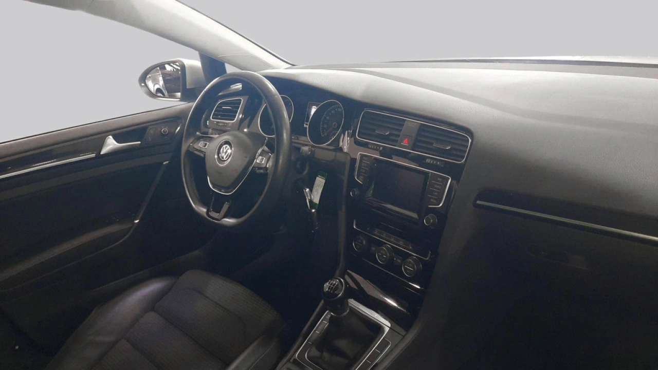Volkswagen Golf 1.4 TSI ACT Highline | Climatronic | Navi | Verwarmde voorstoelen |
