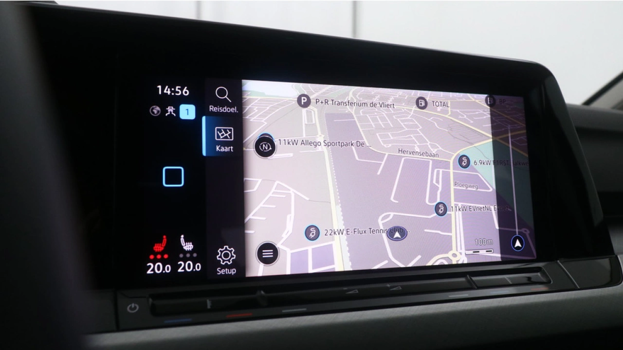 Volkswagen Golf 1.0 eTSI 110pk DSG Life Navigatie Camera Winterpakket