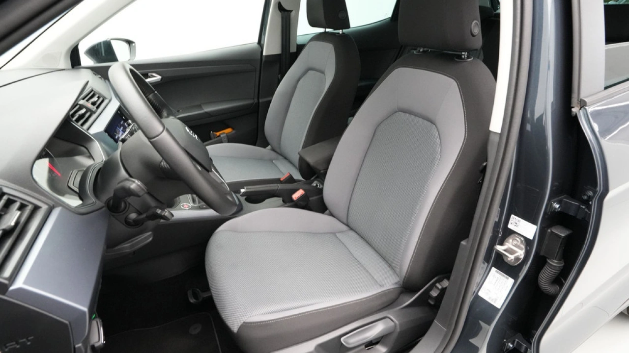 SEAT Arona 1.0 TSI 115pk Style Business Intense