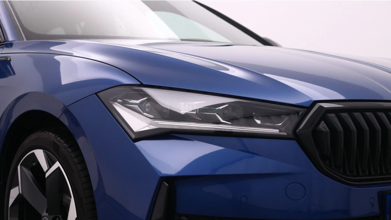 Škoda Superb Combi 1.5 TSI PHEV Sportline Business / Demonstratievoertuig