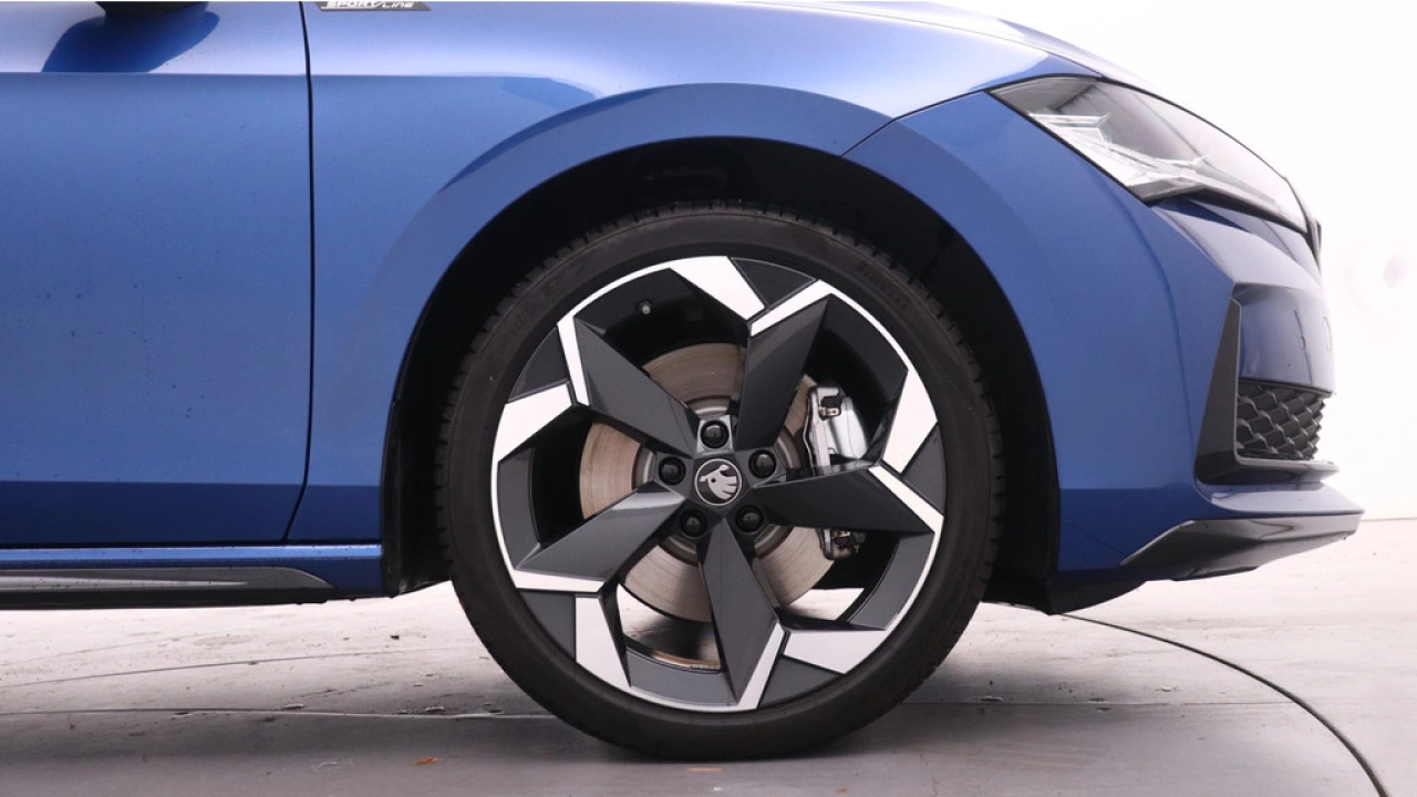 Škoda Superb Combi 1.5 TSI PHEV Sportline Business / Demonstratievoertuig