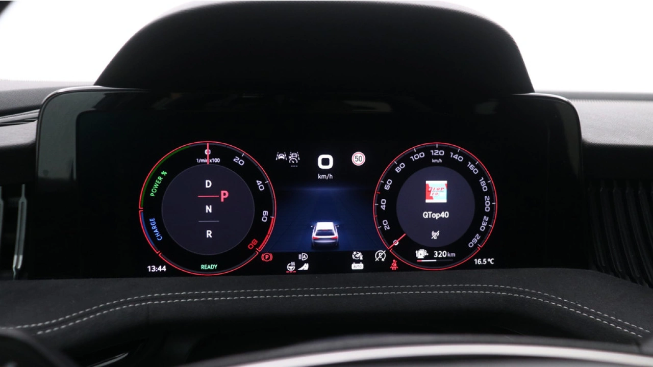 Škoda Superb Combi 1.5 TSI PHEV Sportline Business / Demonstratievoertuig