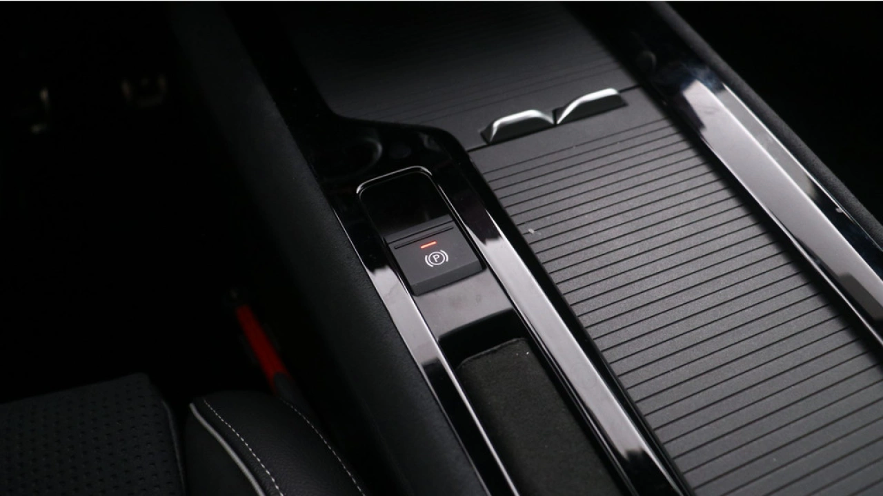 Škoda Superb Combi 1.5 TSI PHEV Sportline Business / Demonstratievoertuig