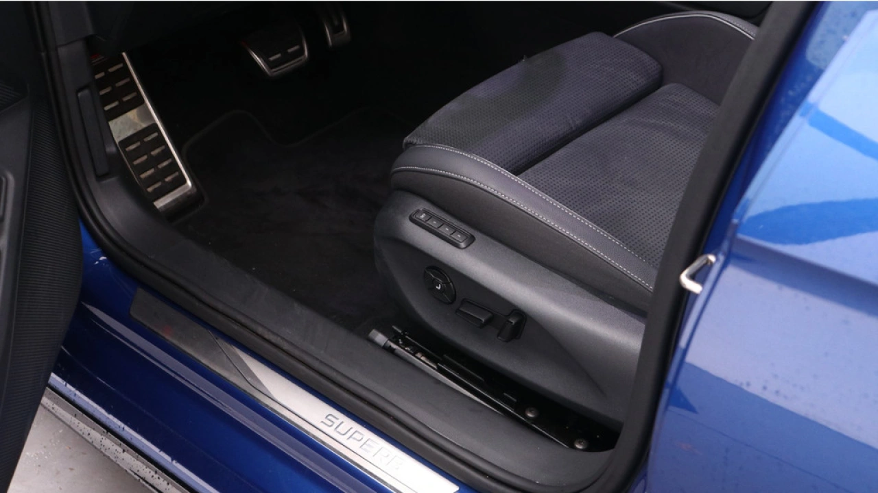 Škoda Superb Combi 1.5 TSI PHEV Sportline Business / Demonstratievoertuig