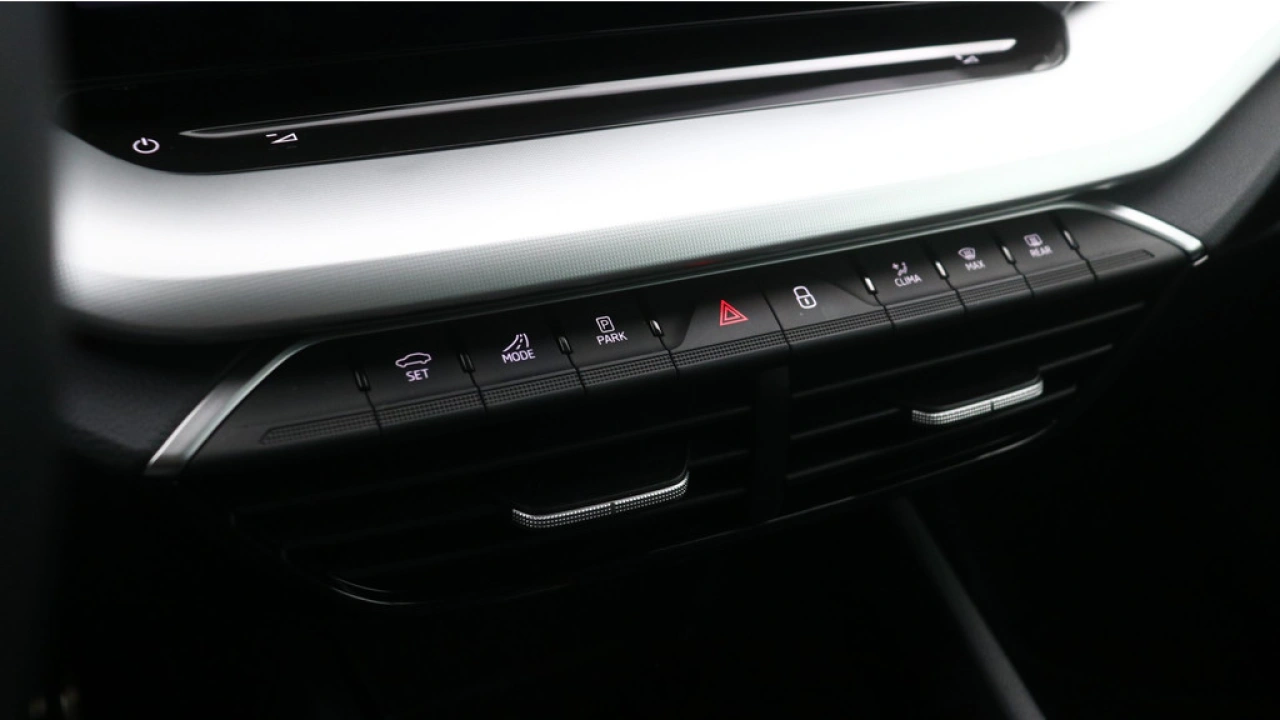 Škoda Octavia Combi 1.5 TSI MHEV Business Edition Plus / Black Edition / Demonstratievoertuig