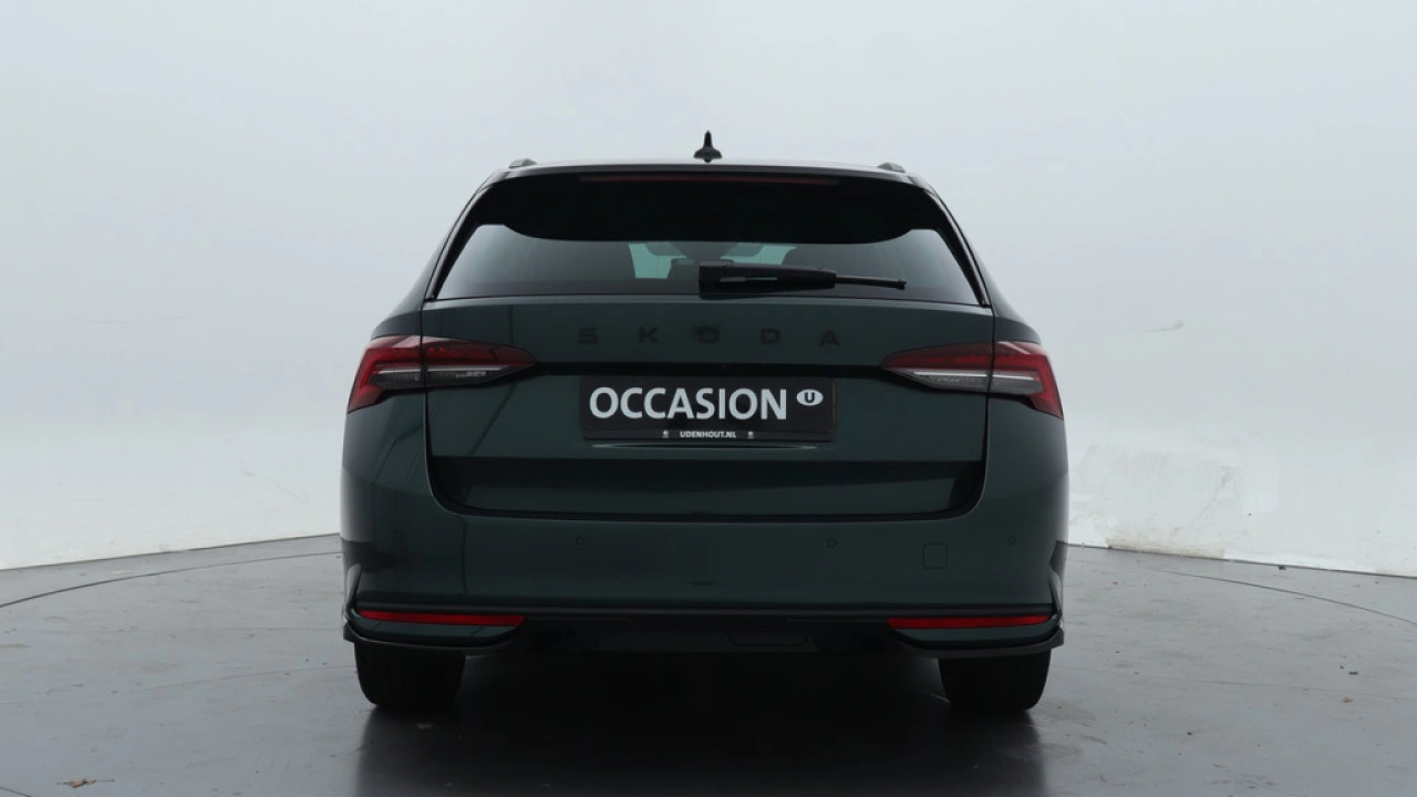 Škoda Octavia Combi 1.5 TSI MHEV Business Edition Plus / Black Edition / Demonstratievoertuig