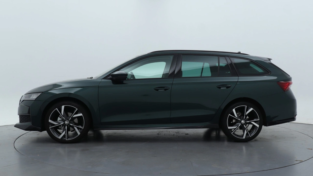 Škoda Octavia Combi 1.5 TSI MHEV Business Edition Plus / Black Edition / Demonstratievoertuig