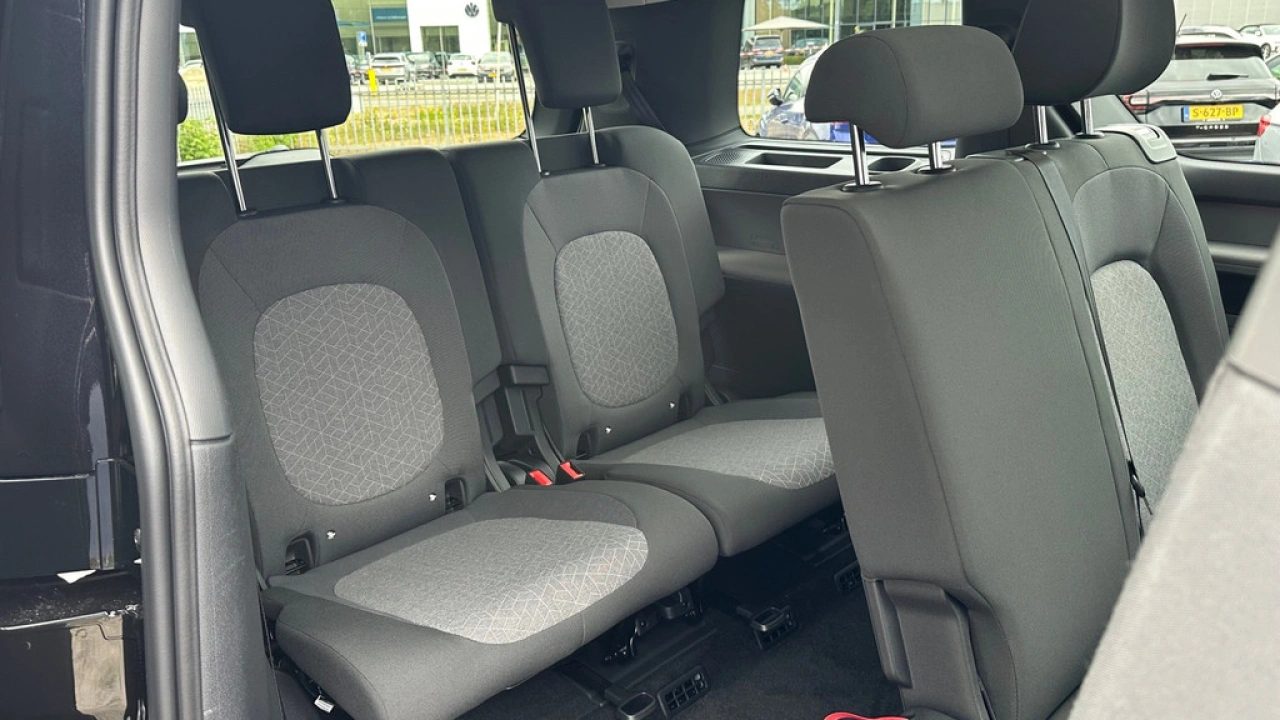 Volkswagen ID. Buzz Pro Bulli 86 kWh 286pk LWB 7p. Panoramadak