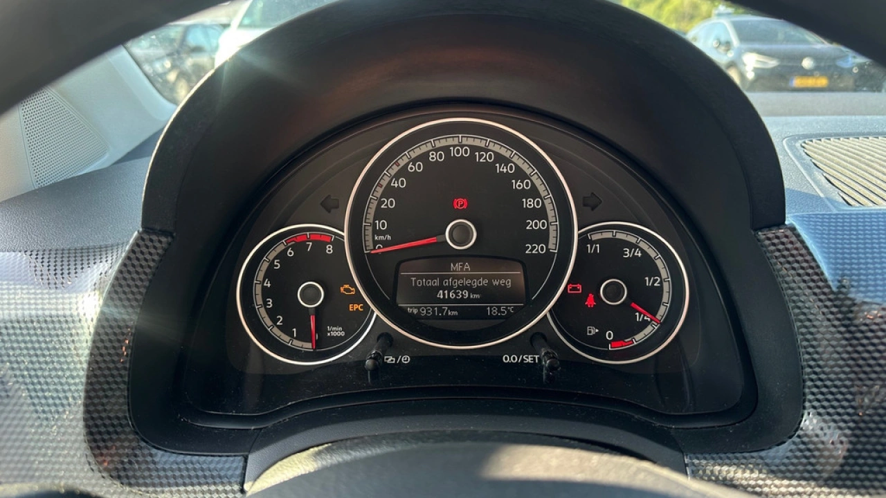 Volkswagen up! 1.0 65pk Airco Lane Assist Bluetooth
