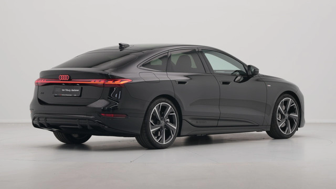 Audi A6 Sportback e-tron 367 1AT S edition