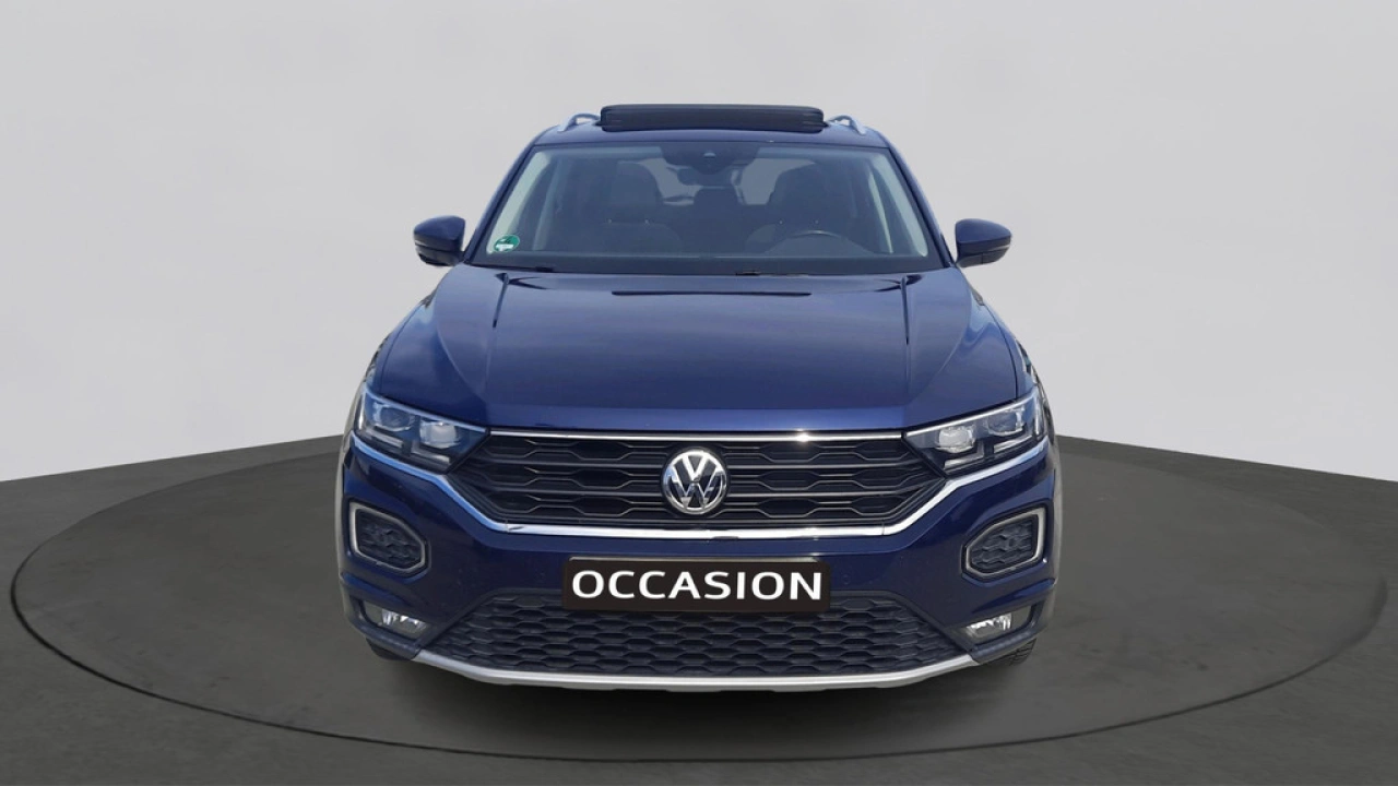 Volkswagen T-Roc 1.0 TSI Style | Panoramadak | Trekhaak | 18
