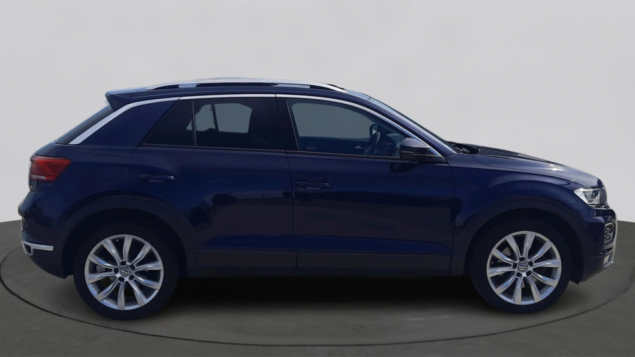 Volkswagen T-Roc 1.0 TSI Style | Panoramadak | Trekhaak | 18