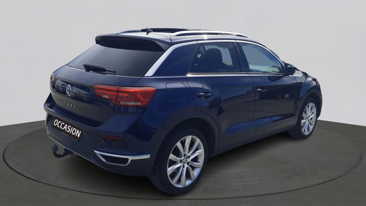 Volkswagen T-Roc 1.0 TSI Style | Panoramadak | Trekhaak | 18