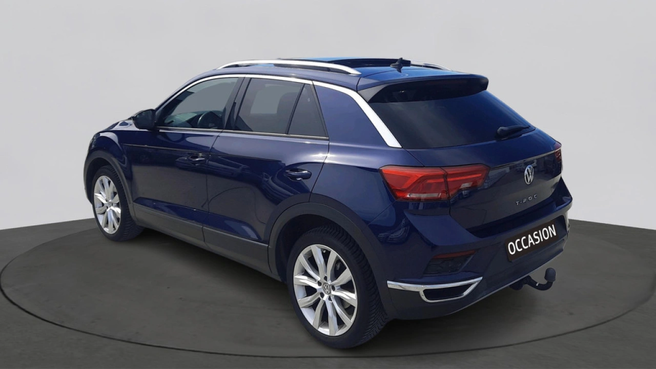 Volkswagen T-Roc 1.0 TSI Style | Panoramadak | Trekhaak | 18