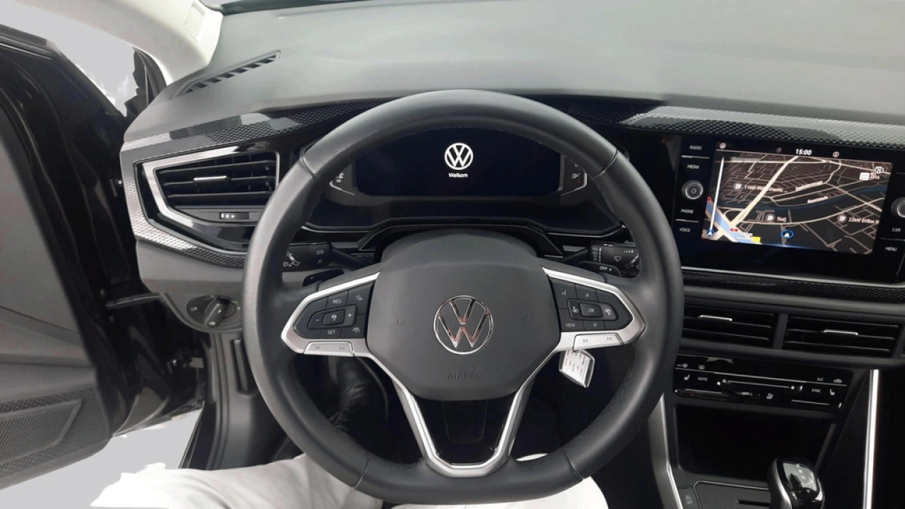 Volkswagen Polo 1.0 TSI Life Business